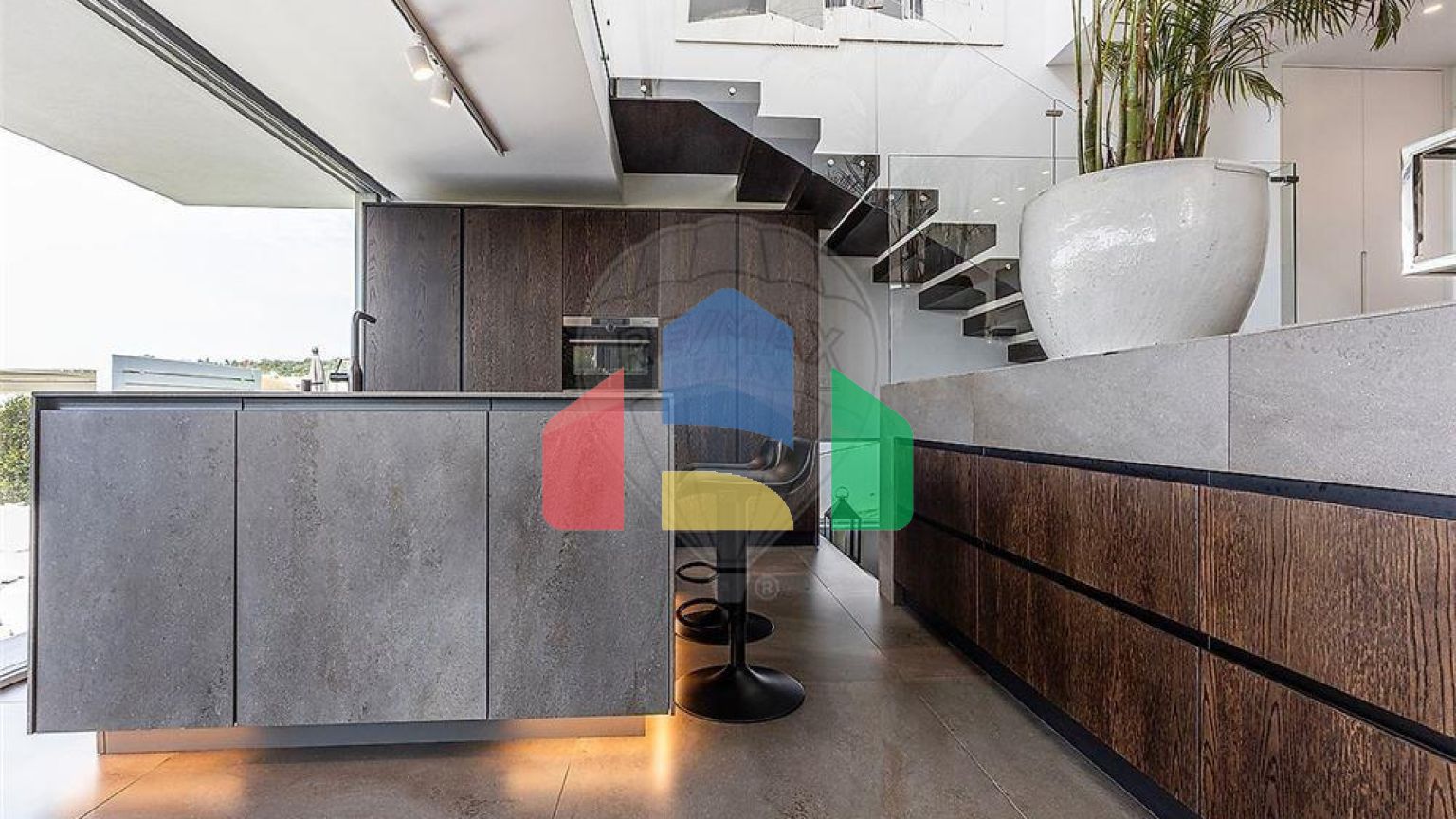 Residential - Single Family Home - T3 - Cascais e Estoril, Cascais - PT