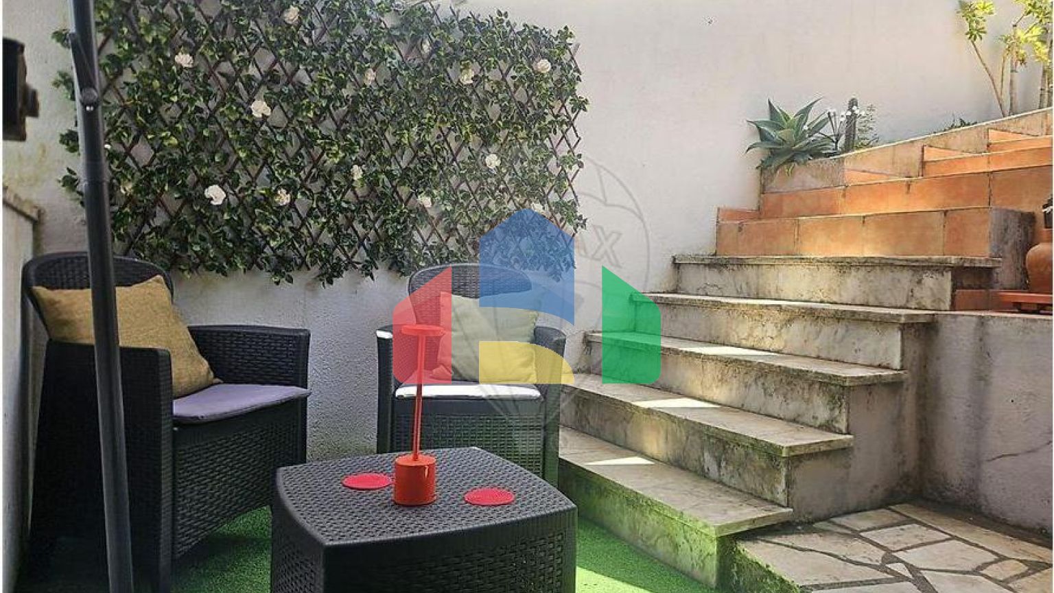 Residential - Single Family Home - T5 - Cascais e Estoril, Cascais - PT