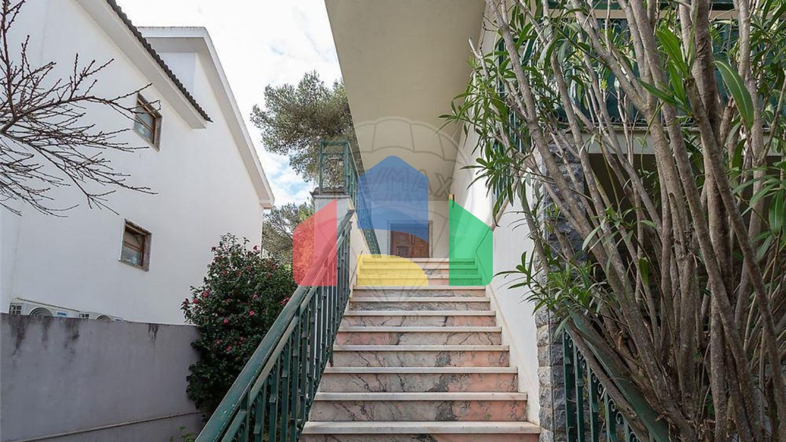 Residential - Single Family Home - T5 - Cascais e Estoril, Cascais - PT