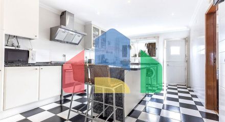 Residential - Single Family Home - T4 - Cascais e Estoril, Cascais - PT