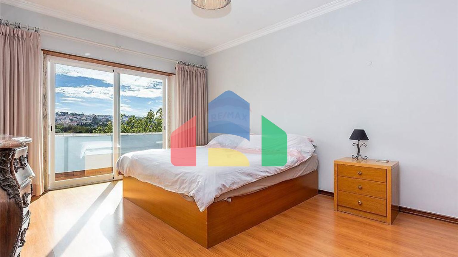 Residential - Single Family Home - T4 - Cascais e Estoril, Cascais - PT