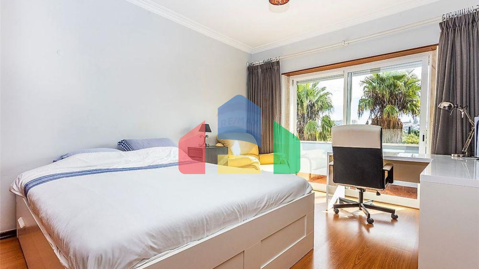 Residential - Single Family Home - T4 - Cascais e Estoril, Cascais - PT