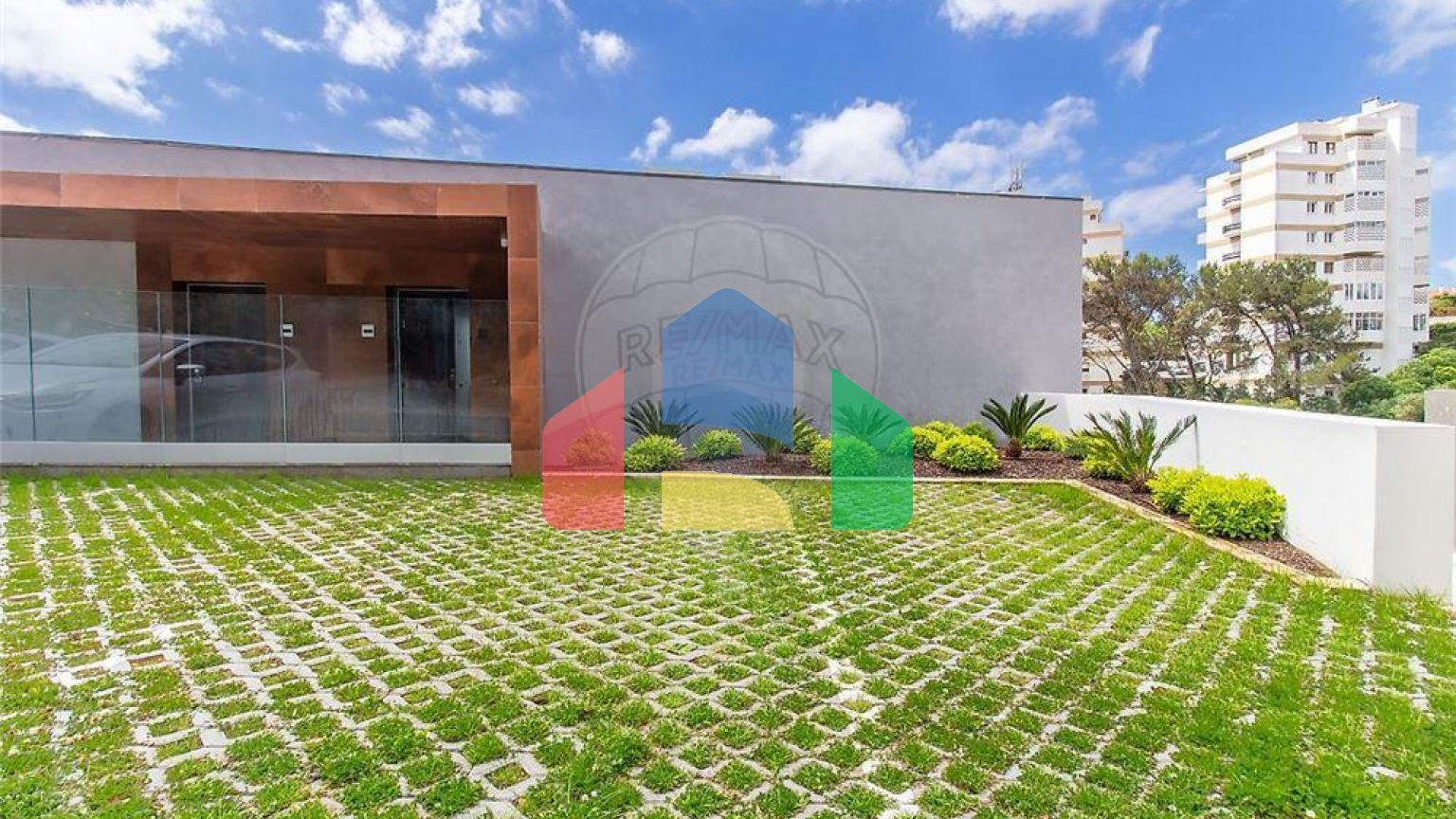 Residential - Single Family Home - T3 - Cascais e Estoril, Cascais - PT