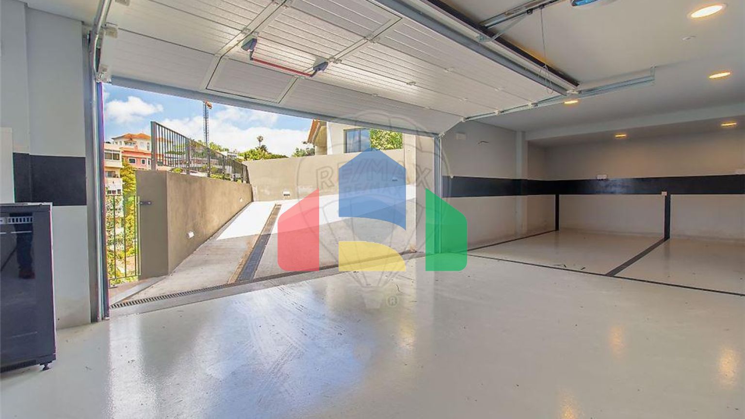 Residential - Single Family Home - T3 - Cascais e Estoril, Cascais - PT