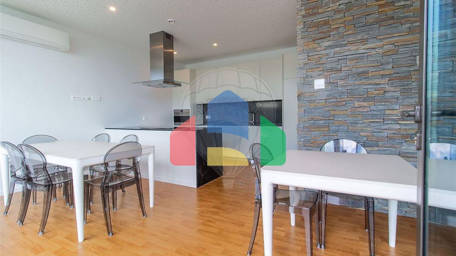 Residential - Single Family Home - T3 - Cascais e Estoril, Cascais - PT