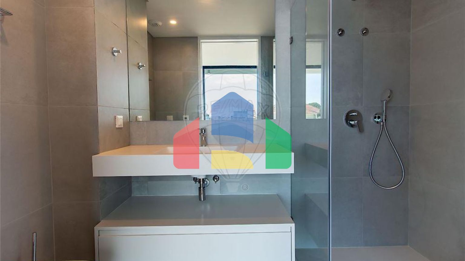 Residential - Single Family Home - T3 - Cascais e Estoril, Cascais - PT