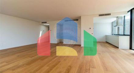 Residential - Single Family Home - T3 - Cascais e Estoril, Cascais - PT