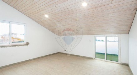Residential - Single Family Home - T4 - Alcacovas, Viana do Alentejo - PT