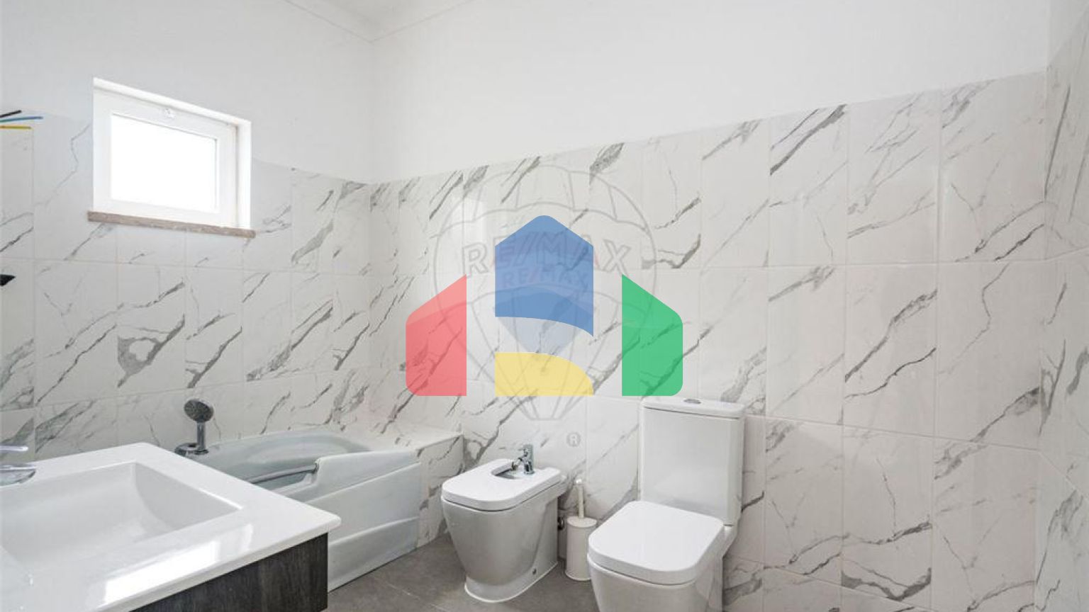 Residential - Single Family Home - T4 - Alcacovas, Viana do Alentejo - PT