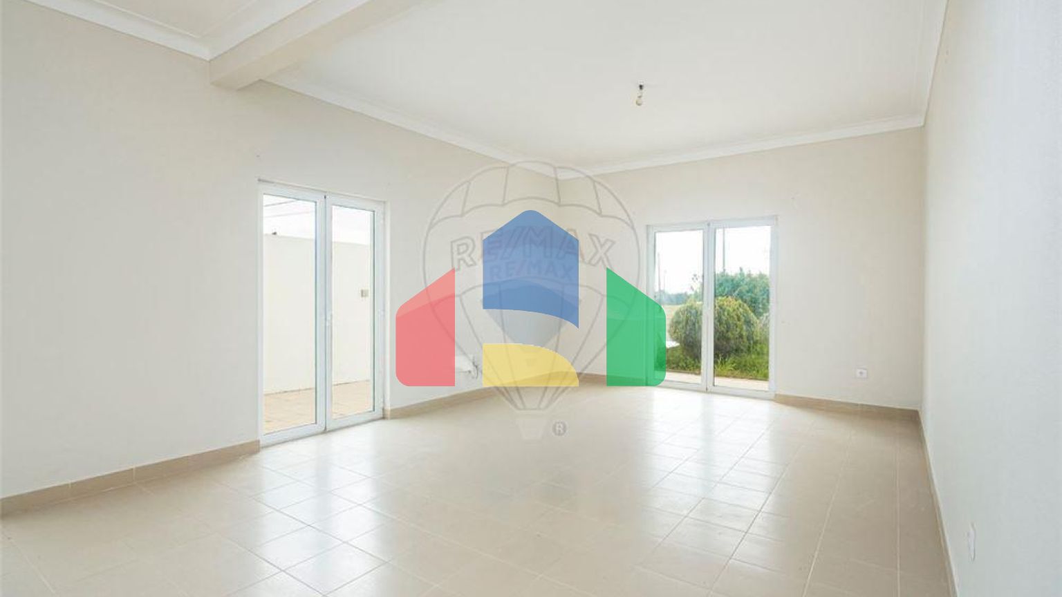 Residential - Single Family Home - T4 - Alcacovas, Viana do Alentejo - PT