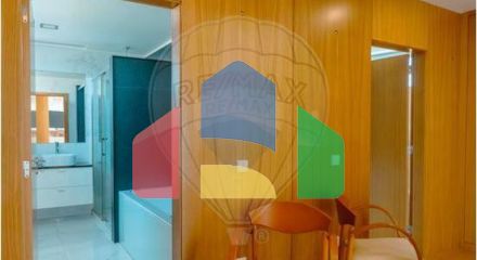 Residential - Single Family Home - T4 - Gulpilhares e Valadares, Vila Nova de Gaia - PT