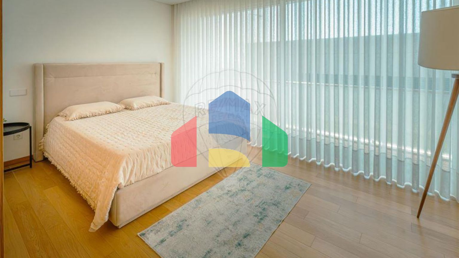 Residential - Single Family Home - T4 - Gulpilhares e Valadares, Vila Nova de Gaia - PT