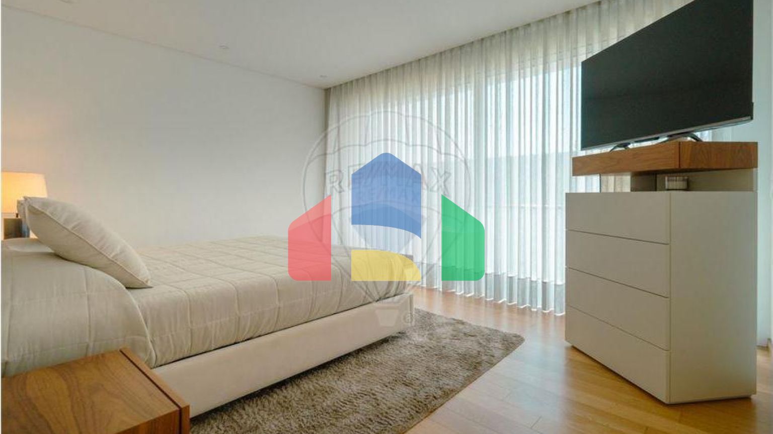 Residential - Single Family Home - T4 - Gulpilhares e Valadares, Vila Nova de Gaia - PT