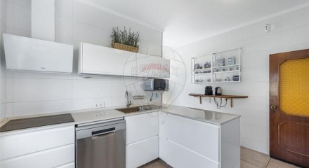 Residential - Single Family Home - T5 - Gulpilhares e Valadares, Vila Nova de Gaia - PT