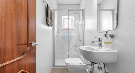 Residential - Single Family Home - T5 - Gulpilhares e Valadares, Vila Nova de Gaia - PT