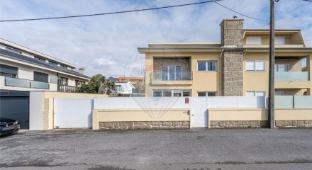 Residential - Single Family Home - T5 - Gulpilhares e Valadares, Vila Nova de Gaia - PT