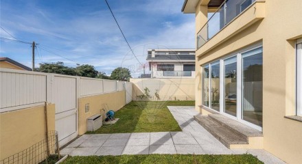 Residential - Single Family Home - T5 - Gulpilhares e Valadares, Vila Nova de Gaia - PT
