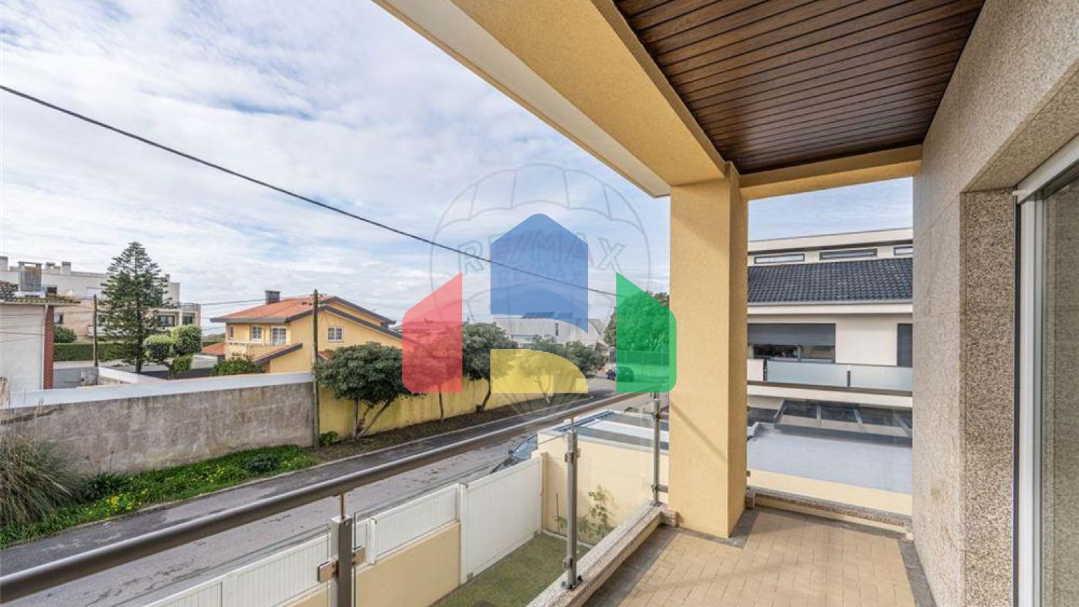 Residential - Single Family Home - T5 - Gulpilhares e Valadares, Vila Nova de Gaia - PT