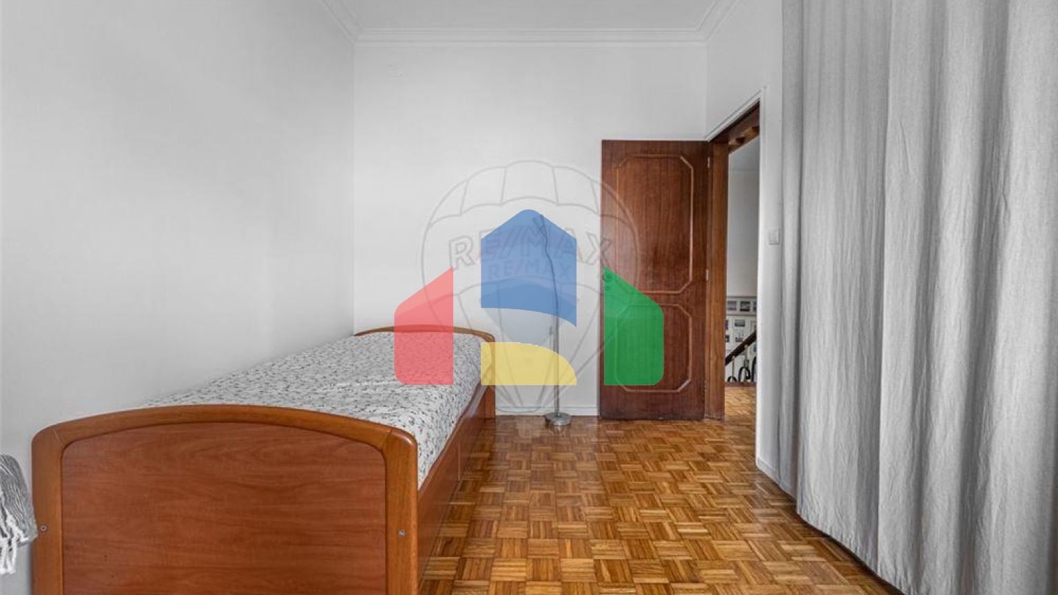 Residential - Single Family Home - T5 - Gulpilhares e Valadares, Vila Nova de Gaia - PT