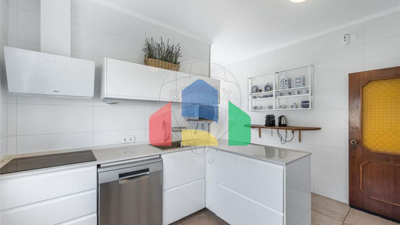 Residential - Single Family Home - T5 - Gulpilhares e Valadares, Vila Nova de Gaia - PT