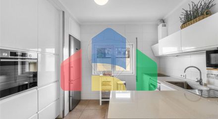 Residential - Single Family Home - T5 - Gulpilhares e Valadares, Vila Nova de Gaia - PT