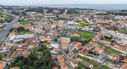 Residential - Condo/Apartment - T3 - Gulpilhares e Valadares, Vila Nova de Gaia - PT