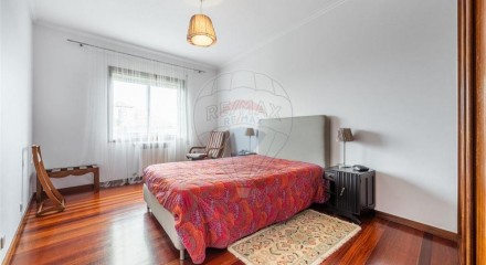 Residential - Condo/Apartment - T3 - Gulpilhares e Valadares, Vila Nova de Gaia - PT