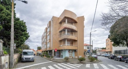 Residential - Condo/Apartment - T3 - Gulpilhares e Valadares, Vila Nova de Gaia - PT