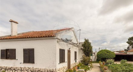 Residential - Single Family Home - T2 - Fernao Ferro, Seixal - PT