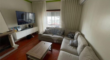 Residential - Condo/Apartment - T3 - Nossa Sra de Fátima, Entroncamento - PT