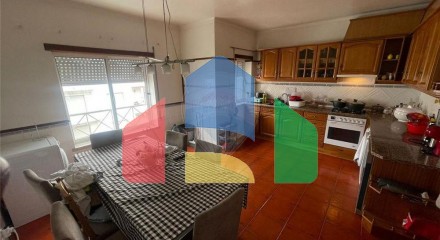 Residential - Condo/Apartment - T3 - Nossa Sra de Fátima, Entroncamento - PT