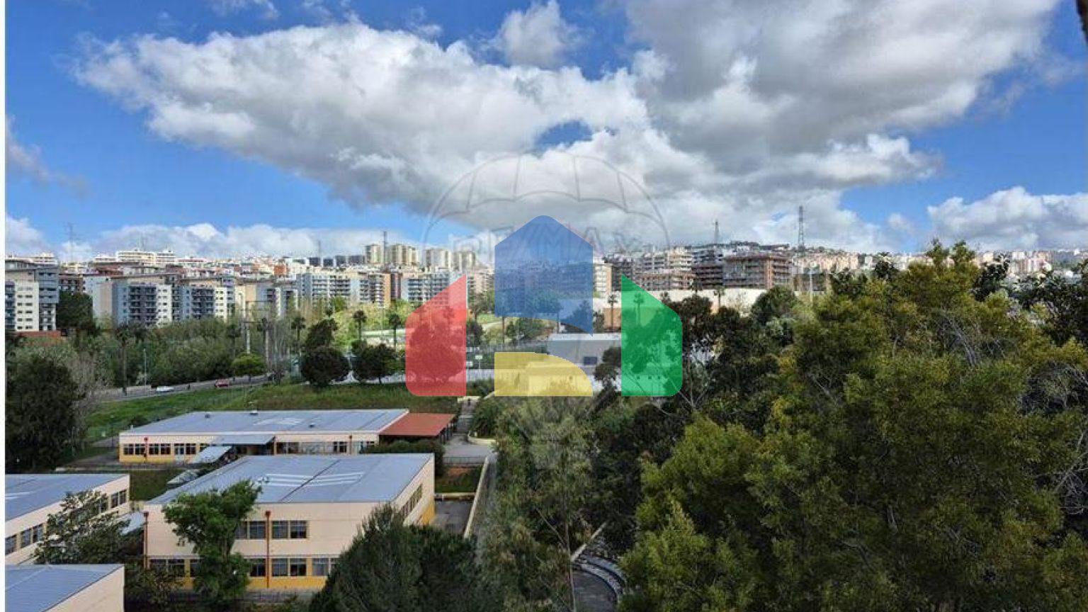 Residential - Condo/Apartment - T2 - Odivelas, Odivelas - PT