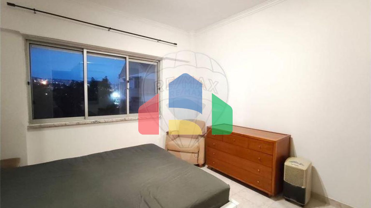 Residential - Condo/Apartment - T2 - Odivelas, Odivelas - PT