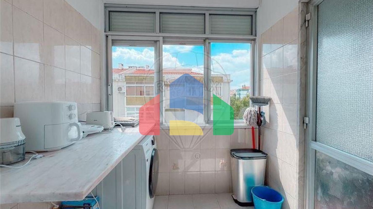 Residential - Condo/Apartment - T2 - Odivelas, Odivelas - PT