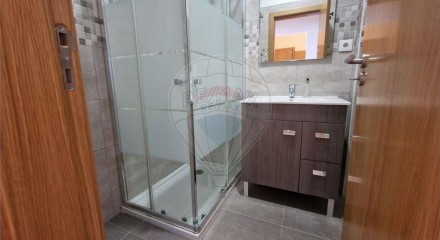 Residential - Condo/Apartment - T2 - Odivelas, Odivelas - PT