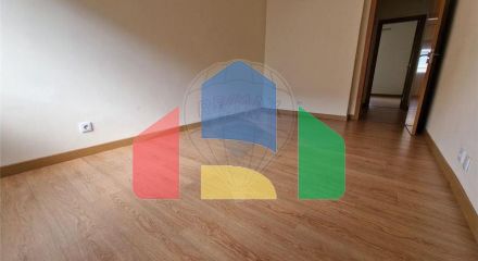 Residential - Condo/Apartment - T2 - Odivelas, Odivelas - PT