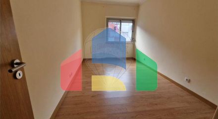 Residential - Condo/Apartment - T2 - Odivelas, Odivelas - PT