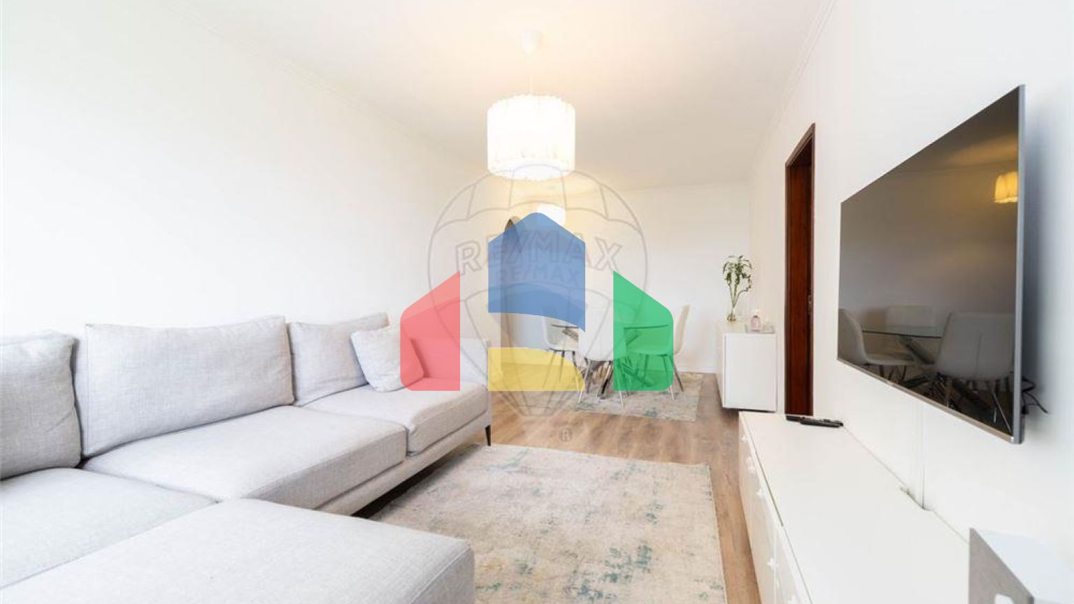 Residential - Condo/Apartment - T3 - Santo António dos Cavaleiros e Frielas, Loures - PT