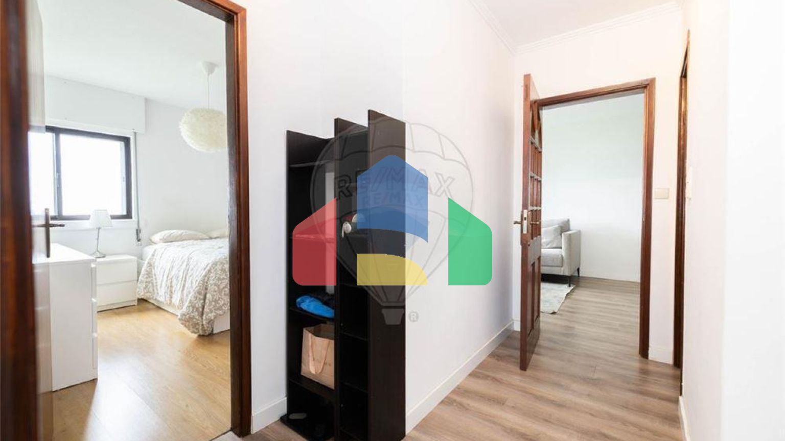 Residential - Condo/Apartment - T3 - Santo António dos Cavaleiros e Frielas, Loures - PT