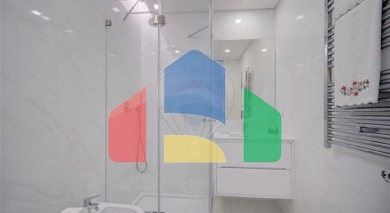 Residential - Condo/Apartment - T3 - Santo António dos Cavaleiros e Frielas, Loures - PT