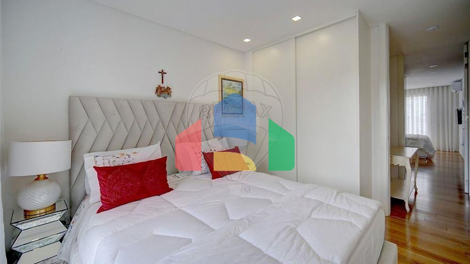 Residential - Condo/Apartment - T3 - Santo António dos Cavaleiros e Frielas, Loures - PT