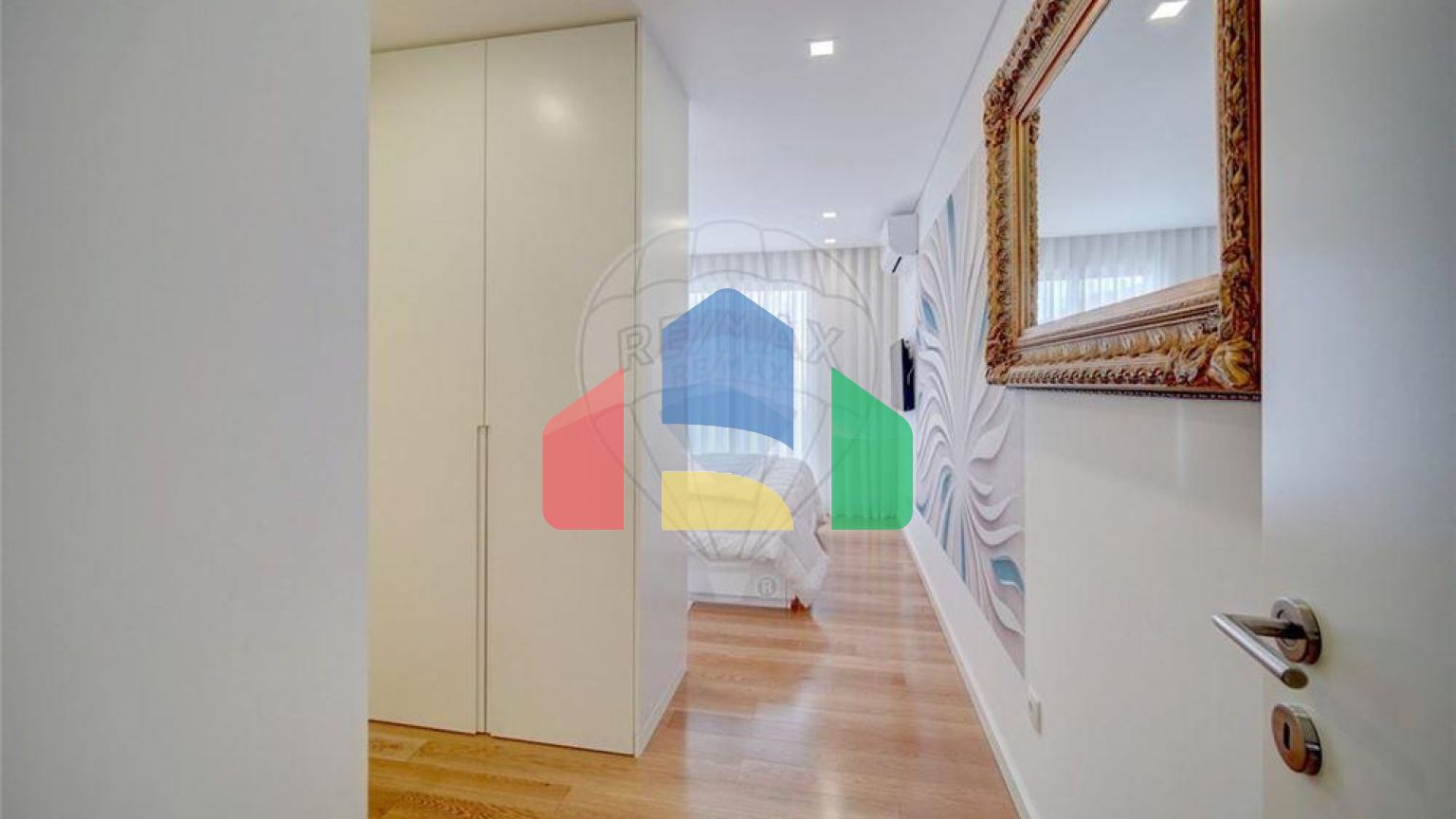 Residential - Condo/Apartment - T3 - Santo António dos Cavaleiros e Frielas, Loures - PT