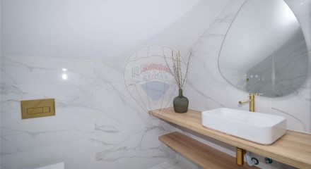 Residential - Single Family Home - T3 - Charneca de Caparica e Sobreda, Almada - PT