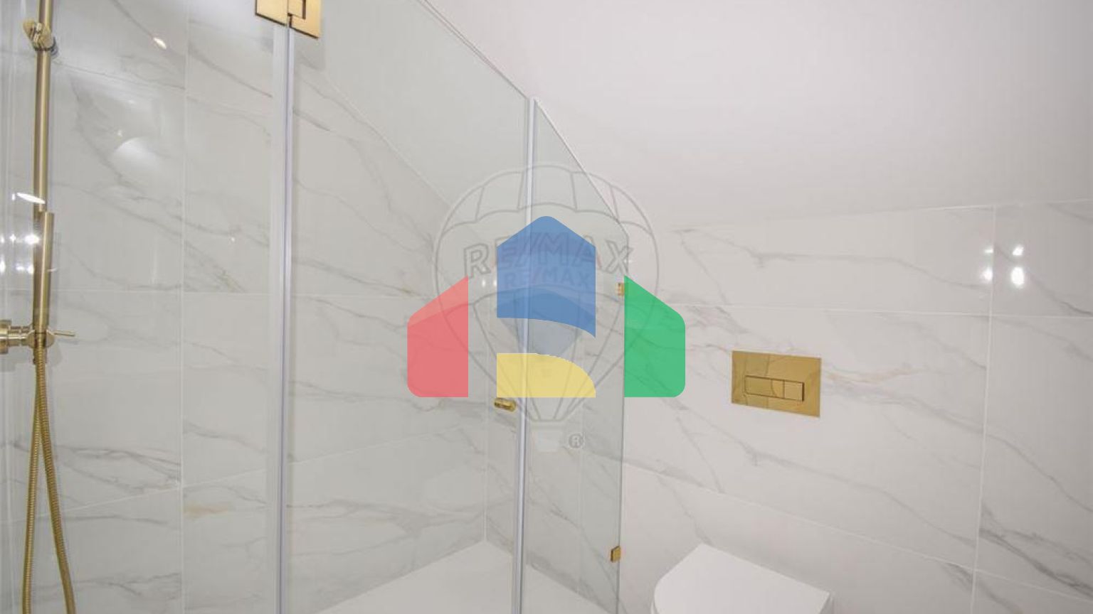 Residential - Single Family Home - T3 - Charneca de Caparica e Sobreda, Almada - PT