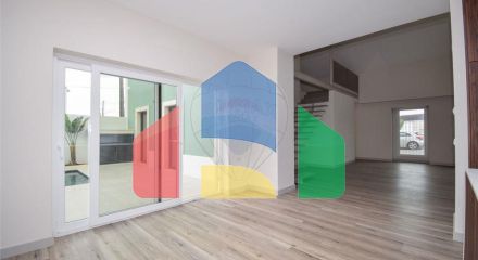 Residential - Single Family Home - T3 - Charneca de Caparica e Sobreda, Almada - PT Residential - Single Family Home - T3 - Charneca de Caparica e Sobreda, Almada - PT