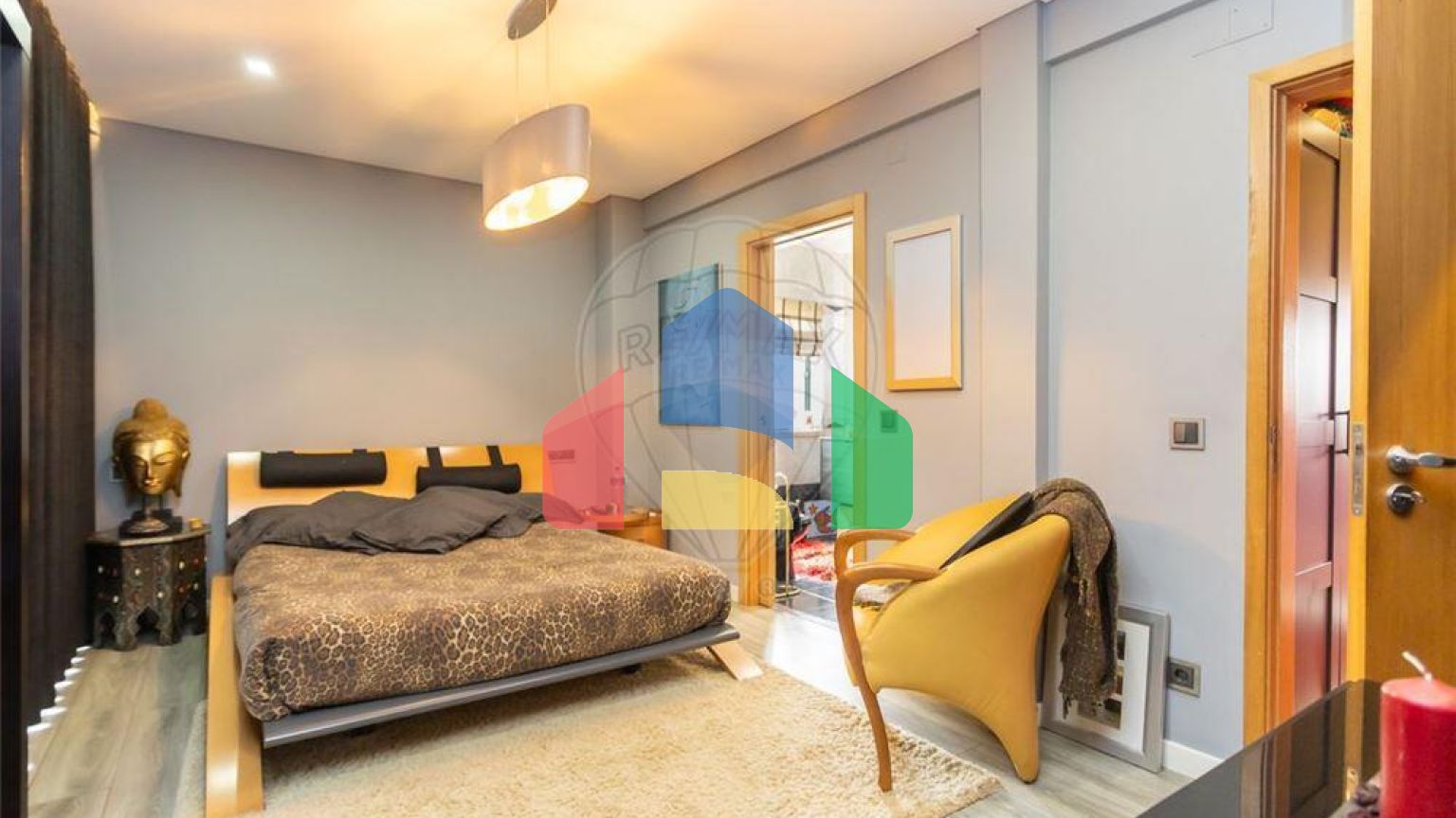 Residential - Single Family Home - T3 - Charneca de Caparica e Sobreda, Almada - PT