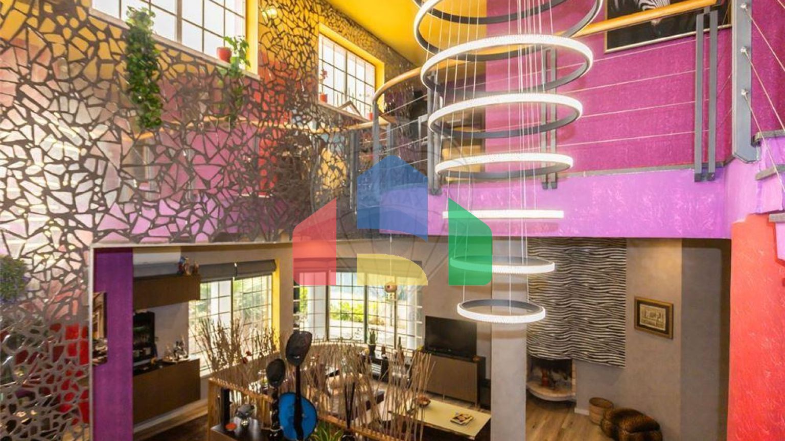 Residential - Single Family Home - T3 - Charneca de Caparica e Sobreda, Almada - PT