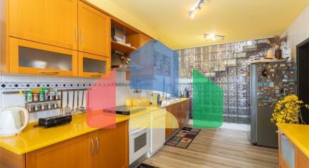 Residential - Single Family Home - T3 - Charneca de Caparica e Sobreda, Almada - PT