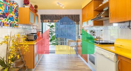 Residential - Single Family Home - T3 - Charneca de Caparica e Sobreda, Almada - PT