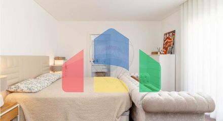 Residential - Single Family Home - T3 - Charneca de Caparica e Sobreda, Almada - PT